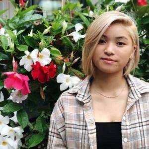 Meet your Posher, Nina